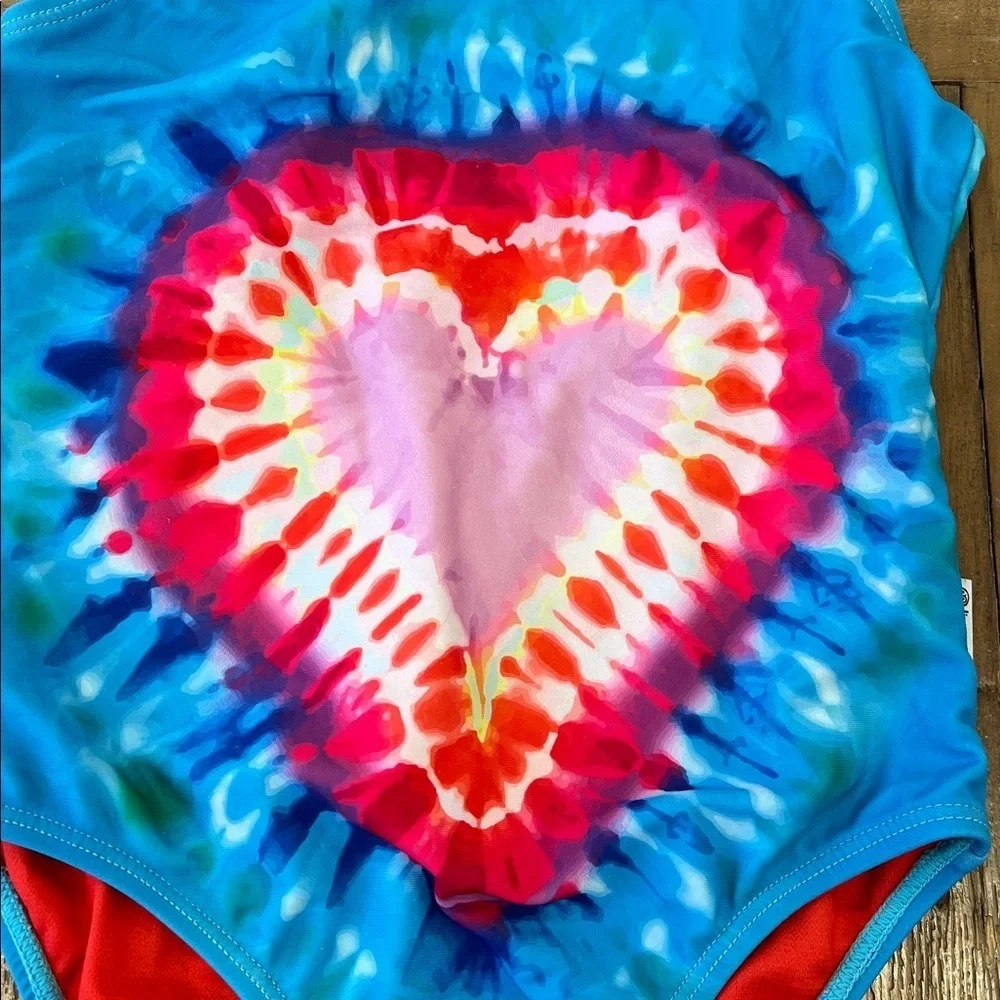 Limeapple tie dye heart one piece swim suit girls 5 bathing suit